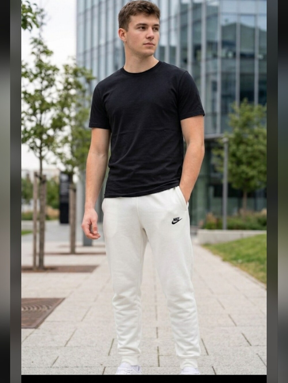 Nike Men’s White Jogger Sweatpants, EUC - Picture 1 of 2